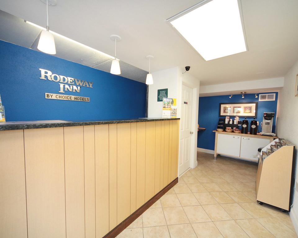 Rodeway Inn Charlotte Downtown Dış mekan fotoğraf